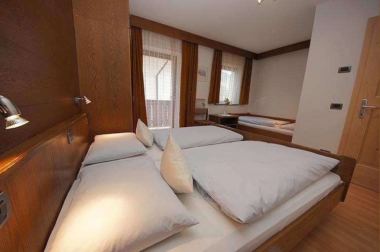 Ciasa Wallis Abtei Zimmer foto